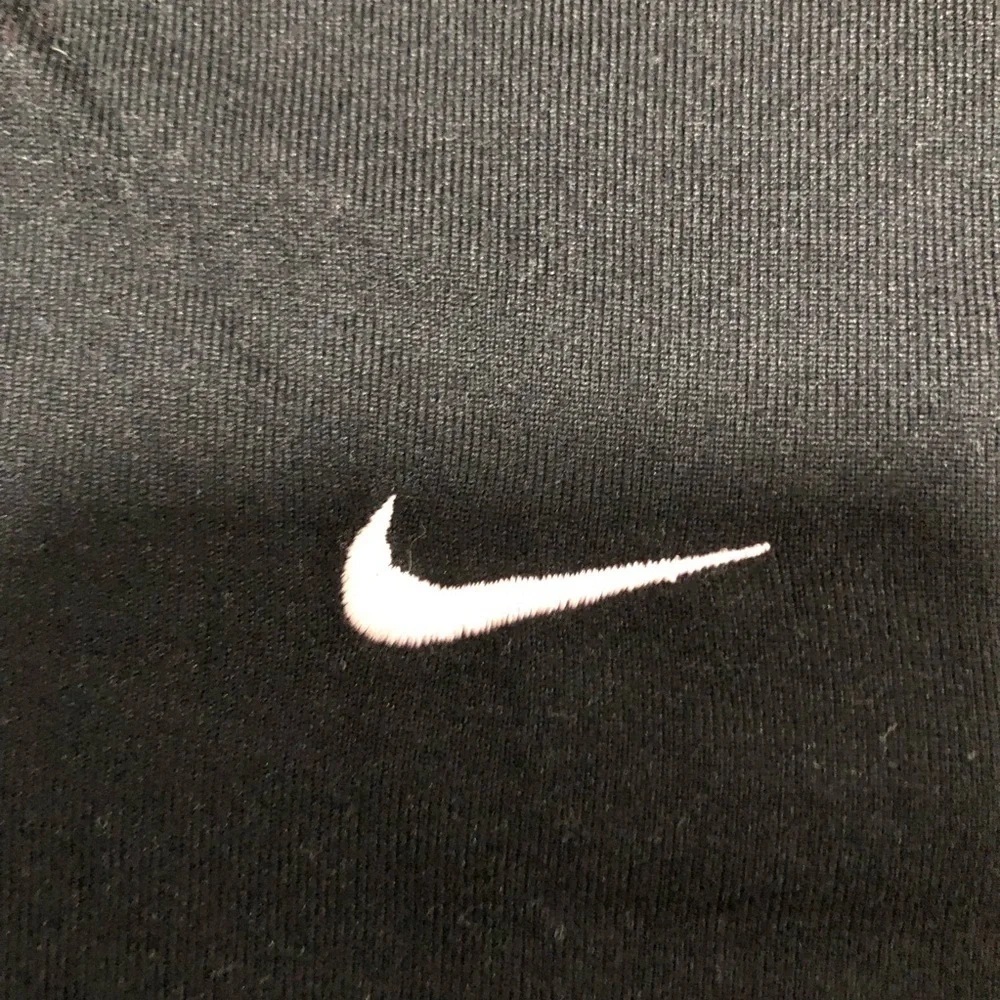 Nike Pro Black/Pink Short Sleeve T-shirt - Size S (4-6)